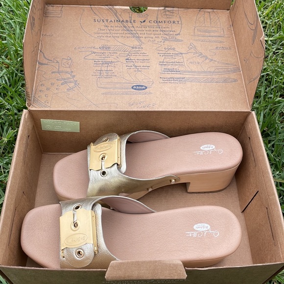 Dr. Scholls mixed metals sandals. With the box. Leather upper. - Picture 6 of 6